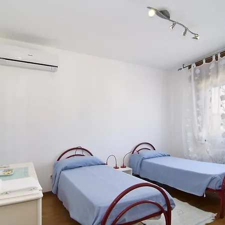 Civico 493 B'n'b Bed & Breakfast 3*
